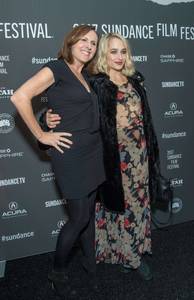 jemima-kirke-the-little-hours-premiere-at-2017-sundance-film-festival-in-utah-sat-jan-21-2017_10.jpg