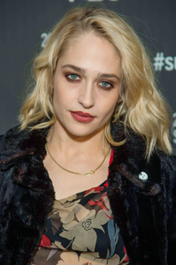 jemima-kirke-the-little-hours-premiere-at-2017-sundance-film-festival-in-utah-sat-jan-21-2017_12.png