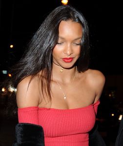 lais-ribeiro-at-catch-la-in-west-hollywood-01-25-2017_10.jpg