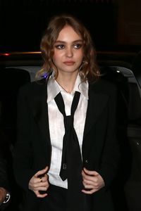 lily-rose-depp-chaumet-le-cinema-the-revelations-gala-in-paris-1-16-2017-7.jpg