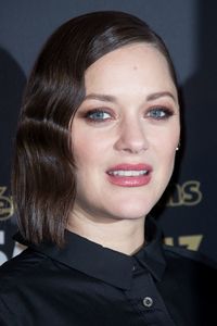 marion-cotillard-revelations-cesars-gala-in-paris-1-16-2017-4.jpg