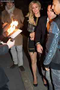 paris_hilton_bacaksov_leggy_0009.jpg