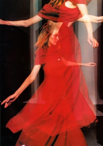 uk_elle_aug_1999_4.jpg