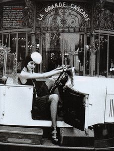 vogue-italia-feb-1993-061.jpg