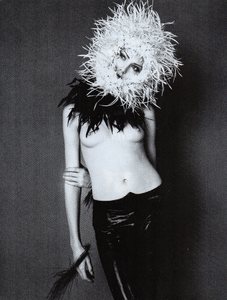 vogue-italia-feb-1993-066.jpg