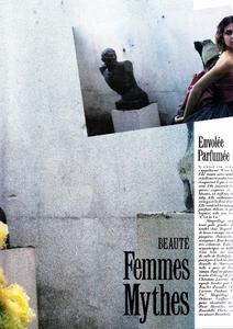vogue_paris_march_1990_22.jpg