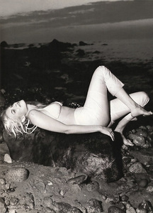 whiteheat_bwbw06.JPG