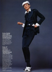 1993 02 Vogue Uk Ph Robert Erdmann 008 Cecilia Chancellor.jpg