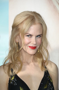   nicolek080217BZNimage107.jpg