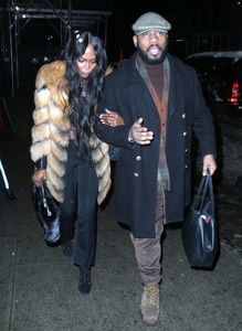 Naomi+Campbell+Celebs+Leave+La+Perla+Fashion+RQxAIRkf2_Ax.jpg