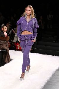     romees110217BZNimage121.jpg