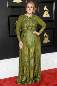 adele120217BZNimage103.jpg