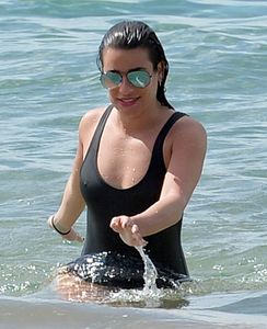   leam210217BZNimage2.jpg