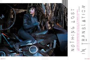     scarjo230217BZNimage2.jpg