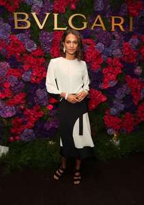 Alicia-Vikander--Bulgari-pre-Oscar-Celebration--11.thumb.jpg.a9af579530d89791decf42bd38cee27a.jpg