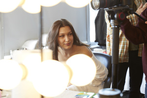 Bella-Hadid-Diapo-1.thumb.jpg.6d1ccc270a963f718a936dda9c9c6e0a.jpg