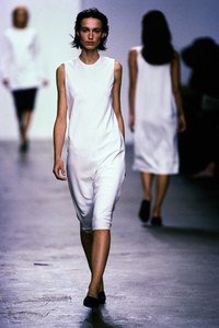 CALVIN-KLEIN-SPRING-1999-RTW-36-SYLVIA-VAN-DER-KLOOSTER-CN10041348.jpg