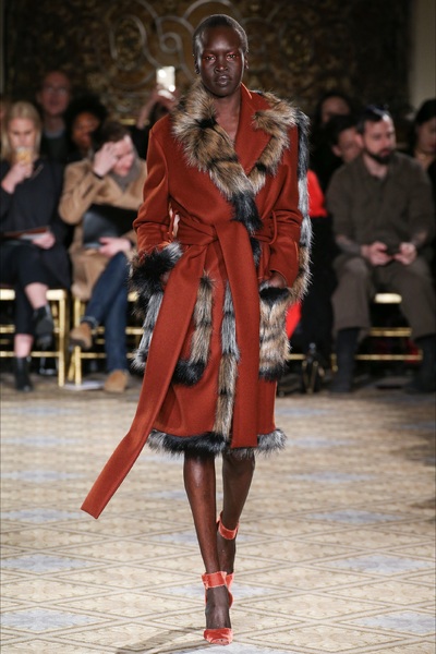 CSiriano_001_20170212022030.thumb.jpg.9944c78c4057eed4ec0714a48af6c7e5.jpg