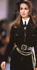 Gail-Elliott-Chanel-1992-01.thumb.jpg.07332e7ed2fe39cbf07ad507ed64f5c3.jpg