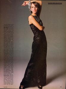 Laetitia_Piel_Vogue_US_September_1984_04.thumb.jpg.c0d2cdeaeaf90b73634f5f1a7331f1ec.jpg