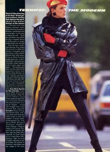 Lange_Vogue_US_September_1985_03.thumb.jpg.8532c75e004cbd31c3649dc4c9e144eb.jpg