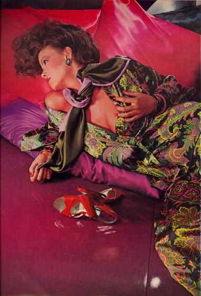 Lisa_von_Wangeheim_Vogue_US_November_1974_01.thumb.jpg.c44790ff323edf7d106110cd675d17a7.jpg