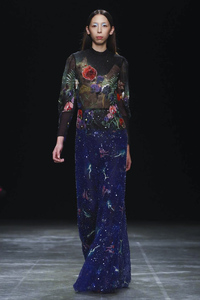 Mary-Katrantzou-RTW-FW17-London-0279-1487532133-bigthumb.jpg