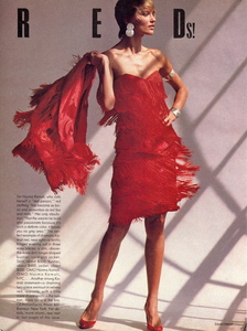 Meisel_Vogue_US_November_1985_02.thumb.jpg.6e460539afc54916b43651f8e679a963.jpg