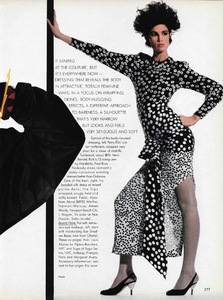 Penn_Vogue_US_June_1984_02.thumb.jpg.1204a58d7aa2ad0046343a7877bfc91b.jpg
