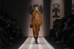 Trussardi-RTW-FW17-Milan-2332-1488105800-mediumbigthumb.jpg