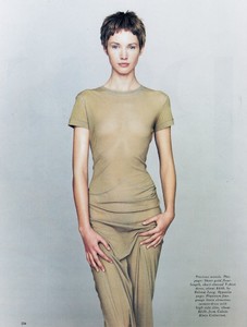 bazaar_us_march_1993_19.jpg