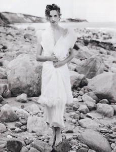 bazaar_us_november_1993_19.jpg