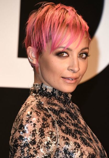 ce7d23404035f17f2ee19c3c752de7b5.jpg