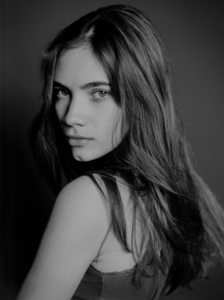 dd_inesgonzalez02-767x1024.png