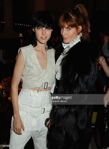 edie_alexander_mcqueen_frieze_17oct13_getty_2.jpg
