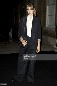 edie_chanel_little_black_11oct12_getty.jpg