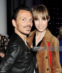 edie_esquire_mr_porter_jimmy_choo_15jun12_getty_1.jpg