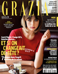 edie_grazia_fr_29apr_5may_2016_SpazioPontaccio_Grazia_cover.thumb.jpg.8eb4514bf911ae6b1f6696c0e515fd1b.jpg