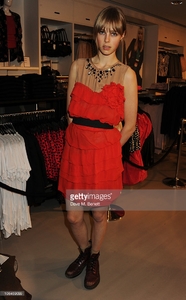edie_hm_home_2nov10_getty_2.jpg