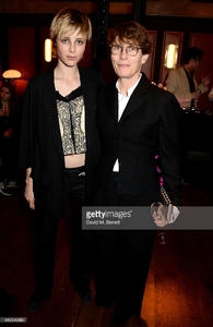 edie_love_balmain_christmas_16dec14_getty_3.jpg