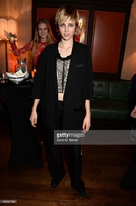 edie_love_balmain_christmas_16dec14_getty_4.jpg