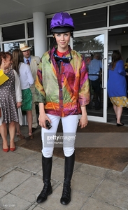 edie_magnolia_cup_2aug12_getty_2.jpg