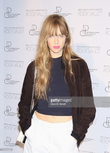 edie_palladium_17sep12_getty_1.jpg