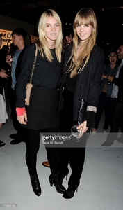 edie_retna_hallelujah_8jun11_getty.jpg