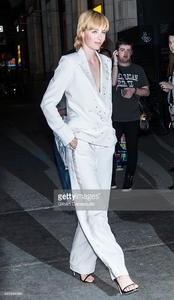 edie_tiffany_blue_book_15apr15_getty_2.jpg