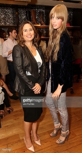 edie_vogue_fashion_8sep10_getty_2.jpg