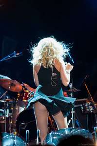 hadise_frikik_seksi_resimleri_0019.jpg
