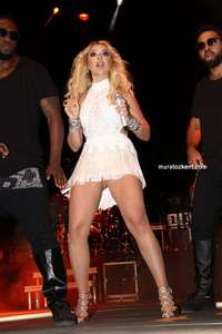 hadise_frikik_seksi_resimleri_0033.jpg