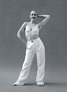 jemimakirke4-0.thumb.jpg.d0be7a6e8fd13c84bcd7aaf9a85352db.jpg