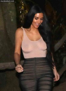 kim_kardashian_transparan_see_through_0021.jpg